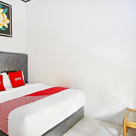 Oyo 90229 Fidel Caestro Homestay Kotadalem Exterior photo