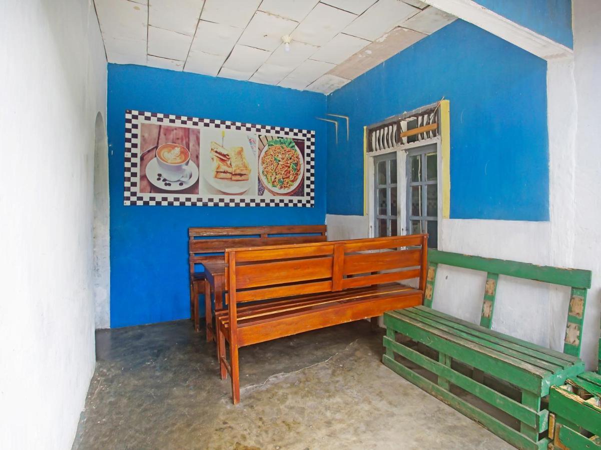 Oyo 90229 Fidel Caestro Homestay Kotadalem Exterior photo